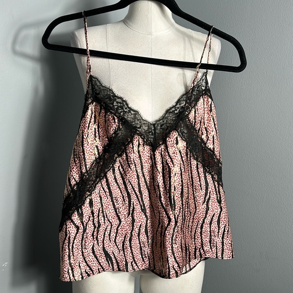 Victoria’s Secret Sleep Set Camo Top and Bottom size XL- like new - Picture 2 of 12